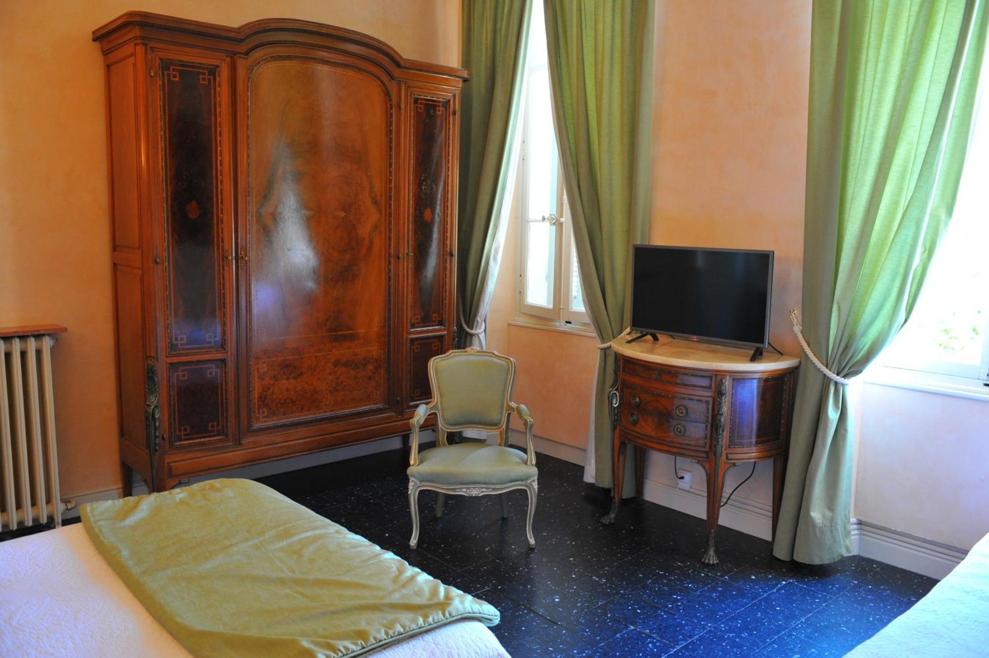 Villa Valflor Chambres D'Hotes Et Appartements Marsella Exterior foto