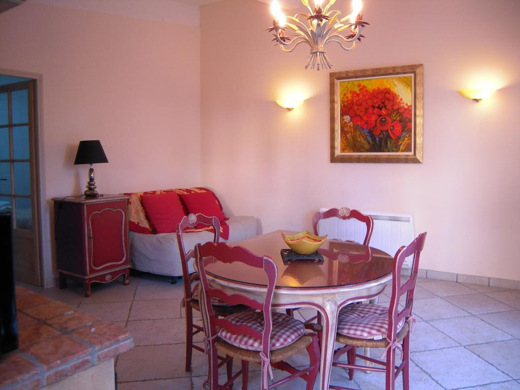 Villa Valflor Chambres D'Hotes Et Appartements Marsella Exterior foto