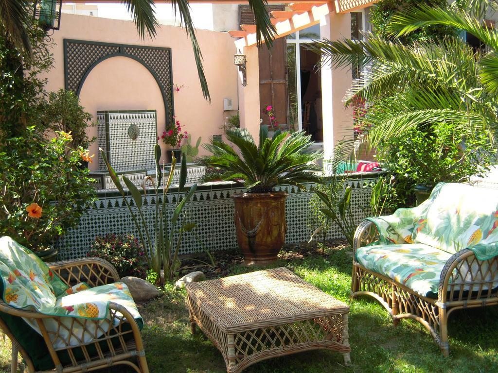 Villa Valflor Chambres D'Hotes Et Appartements Marsella Exterior foto