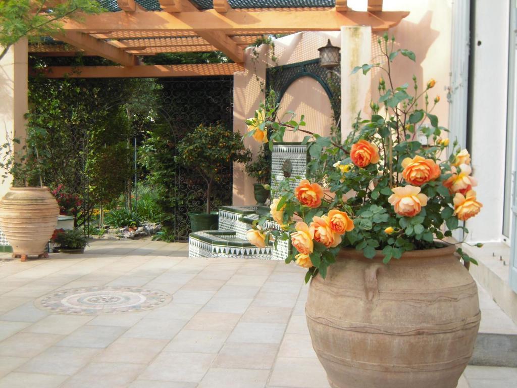 Villa Valflor Chambres D'Hotes Et Appartements Marsella Exterior foto