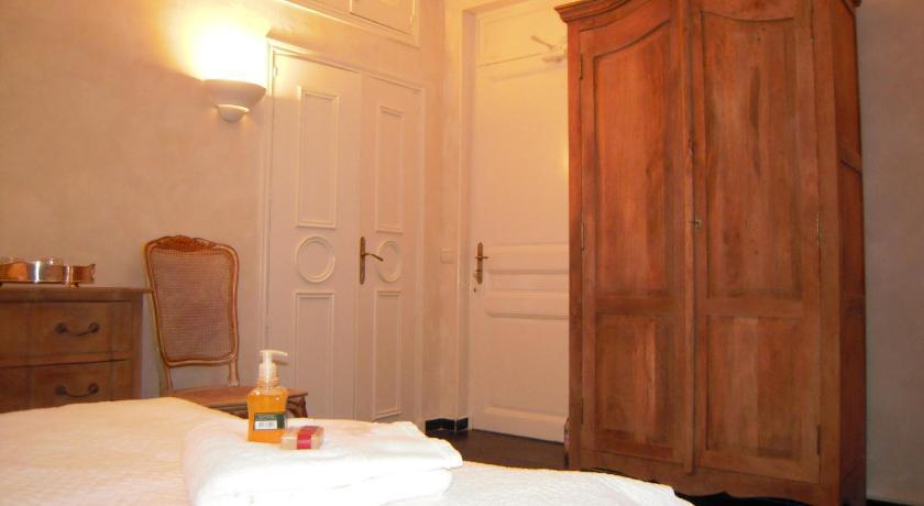 Villa Valflor Chambres D'Hotes Et Appartements Marsella Exterior foto