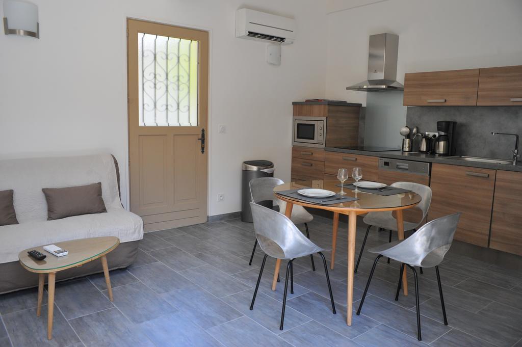 Villa Valflor Chambres D'Hotes Et Appartements Marsella Exterior foto