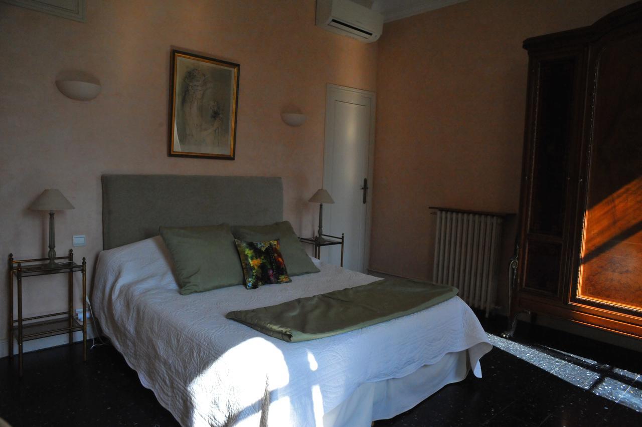 Villa Valflor Chambres D'Hotes Et Appartements Marsella Exterior foto